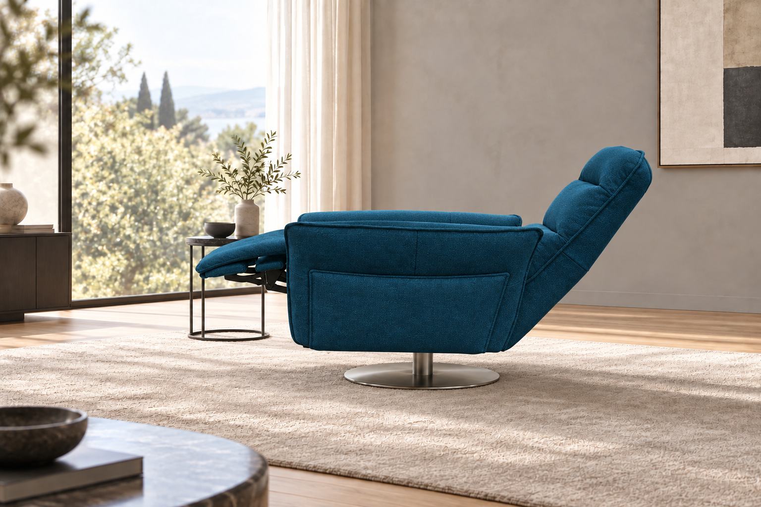 Poltrona relax NEWMIRO in tessuto blu petrolio completamente reclinata